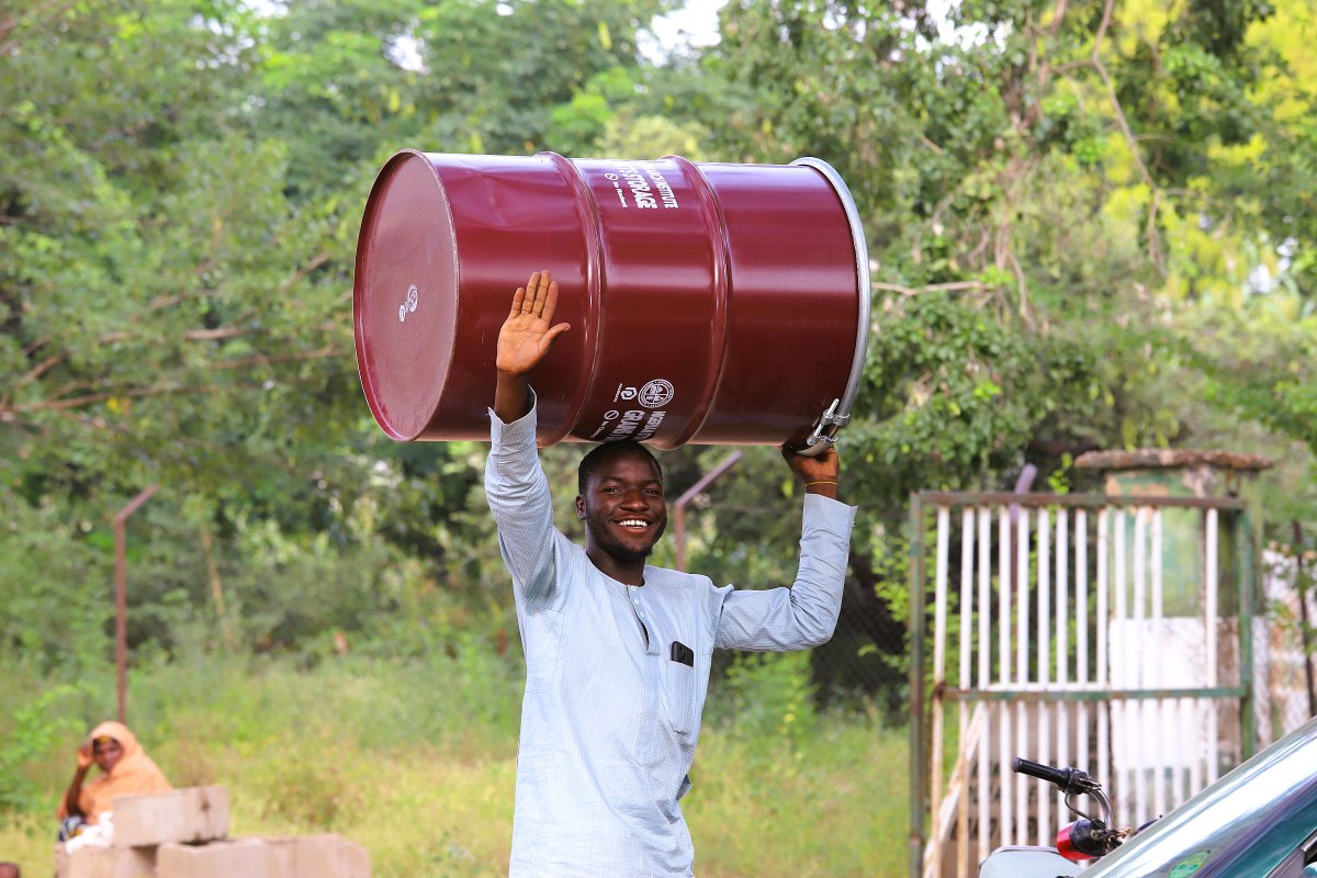 Sasakawa Nigeria (@nigeriasasakawa) on Twitter photo Under the <a href="/KanoPastoral/">Kano Agro-Pastoral Development Project</a> project, funded by the <a href="/isdb_group/">IsDB Group</a> & <a href="/LLF_fund/">Lives and Livelihoods Fund (LLF)</a>, we are actively working to reduce post-harvest losses in cereal crops by distributing 210 units of 200 kg capacity hermetic storage drums to beneficiaries across the 44 LGAs of Kano state.
1/3 Under the <a href="/KanoPastoral/">Kano Agro-Pastoral Development Project</a> project, funded by the <a href="/isdb_group/">IsDB Group</a> & <a href="/LLF_fund/">Lives and Livelihoods Fund (LLF)</a>, we are actively working to reduce post-harvest losses in cereal crops by distributing 210 units of 200 kg capacity hermetic storage drums to beneficiaries across the 44 LGAs of Kano state.
1/3