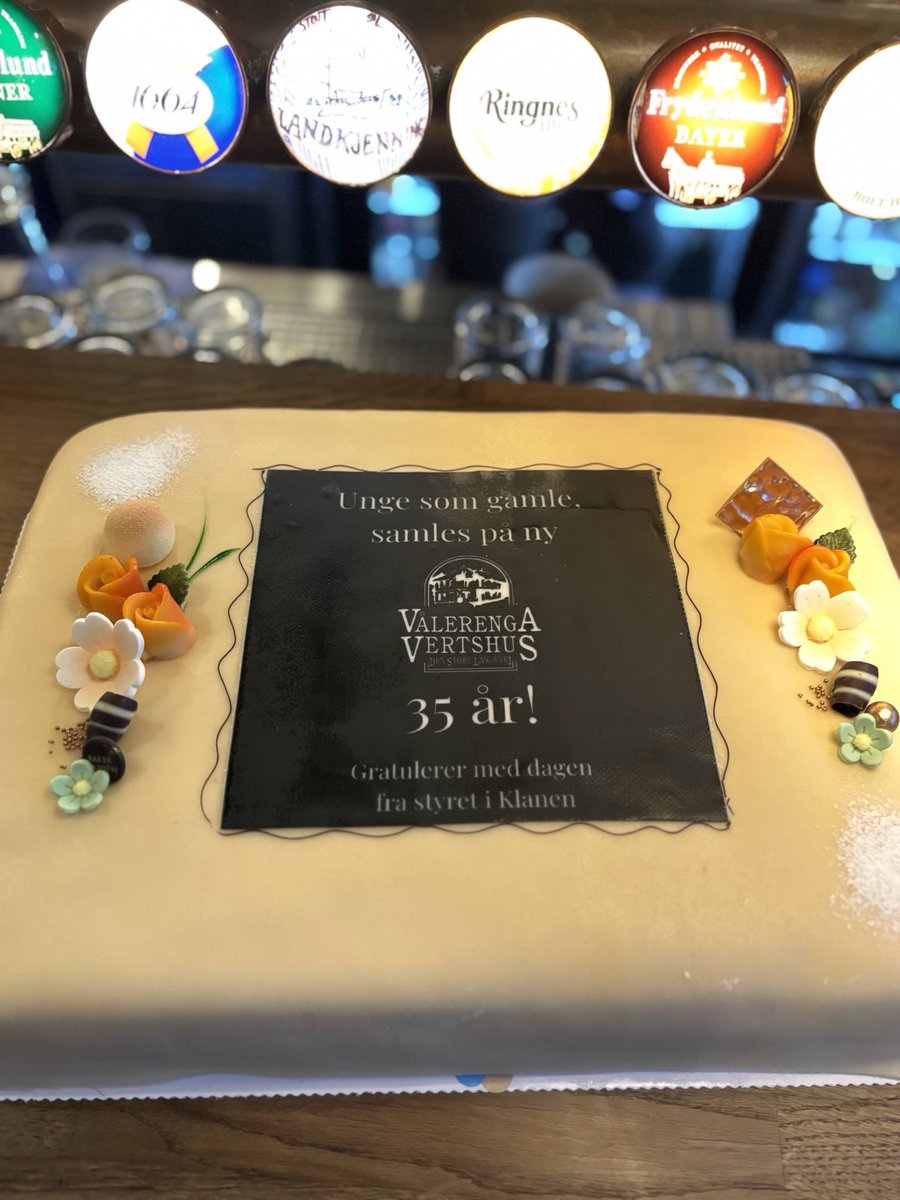 Gratulerer med dagen, <a href="/v_vertshus/">Vålerenga Vertshus</a>!