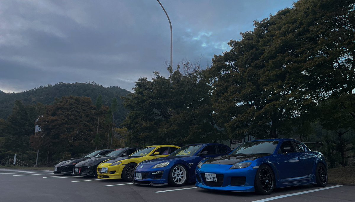 rx8sukinanoda's tweet photo. 関西エイトデーすごく楽しめました☺️
新たな出会いもあり、濃い1日であっという間でした✋ https://t.co/5a7ESMiQGN