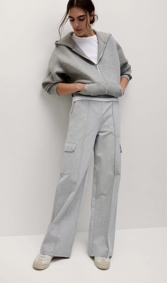 Sam🍍🍕 tweet media