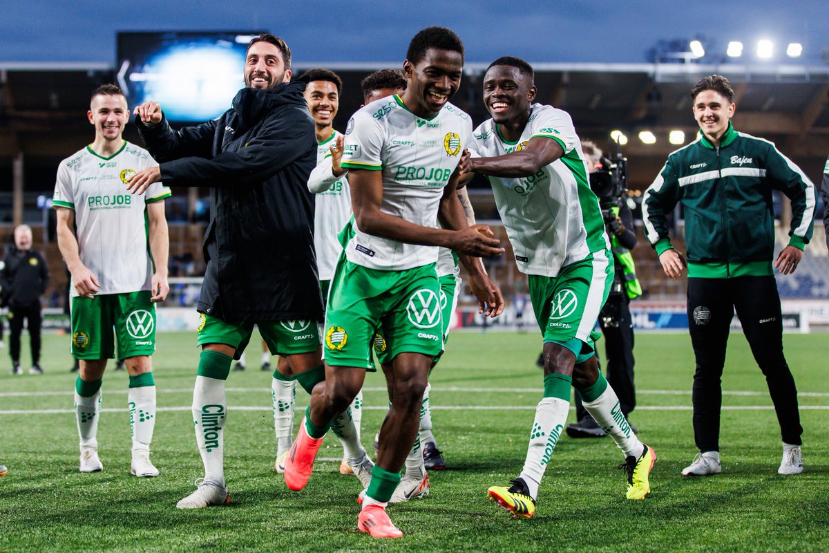 hammarbyfotboll's tweet photo. Vi mår bra. 😀
#IKSHIF | #Bajen https://t.co/vpg3gKMcUY