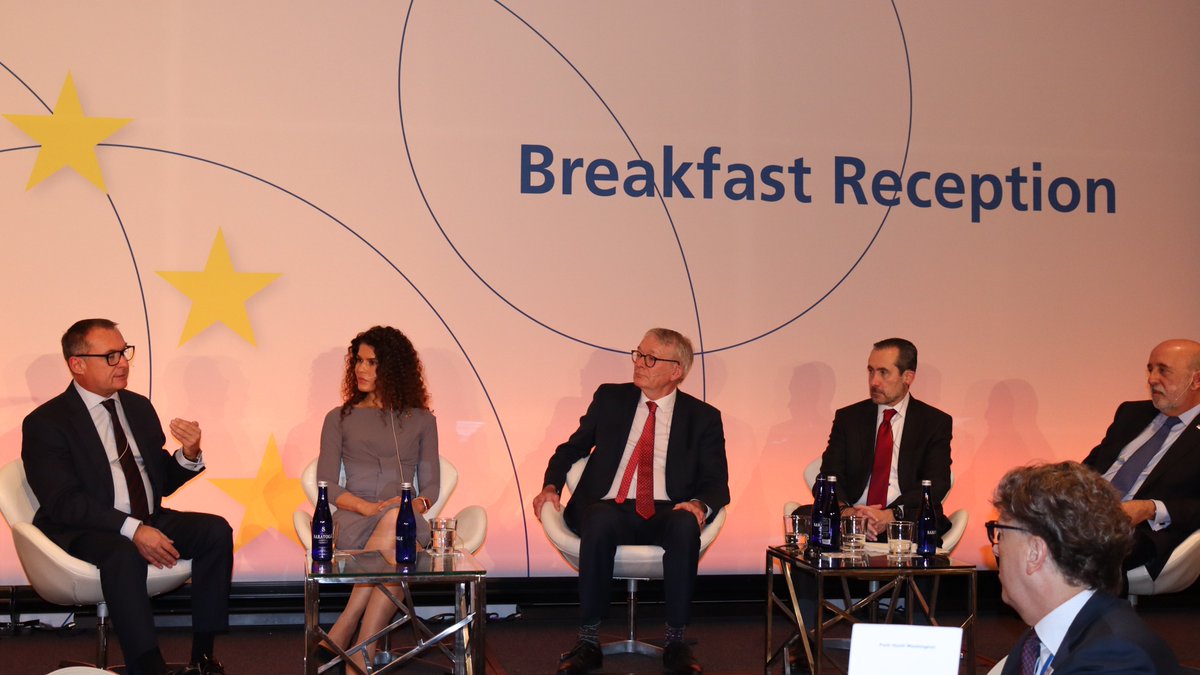 bundesbank's tweet photo. In a panel discussion on “The #euro at 25” in Washington, DC, Bundesbank President #JoachimNagel called for further and faster progress to be made with the #BankingUnion and #CapitalMarketsUnion. This would be very conducive to the stability of the European Union, he said.
@ecb https://t.co/eEjYp7nJNA