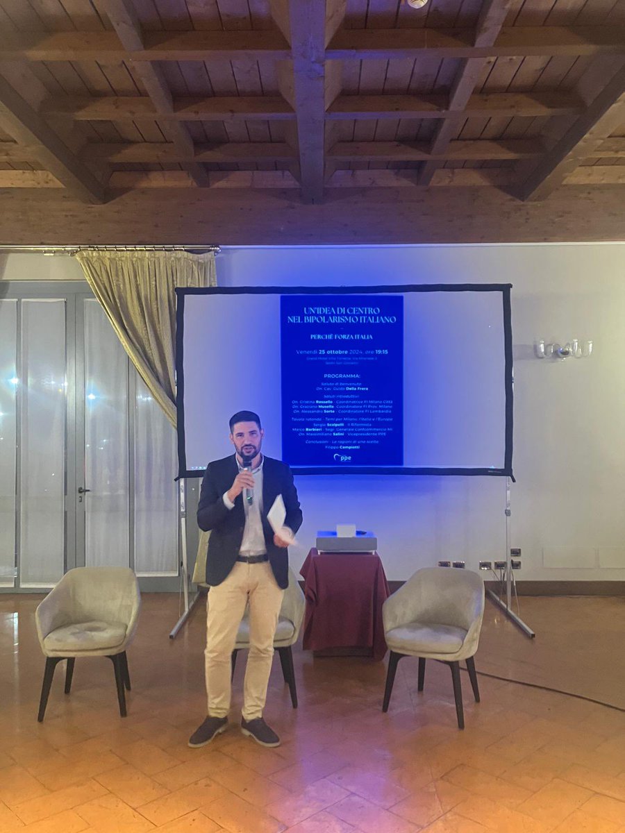 Grazie a tutti i relatori e a chi ci ha ospitato. Ieri sera davanti a tanti compagni di strada vecchi e nuovi abbiamo chiarito la nostra visione e le nostre intenzioni. Nei prossimi giorni nella mia newsletter il mio intervento. Iscrivetevi qui: us18.campaign-archive.com/home/?u=e540be…