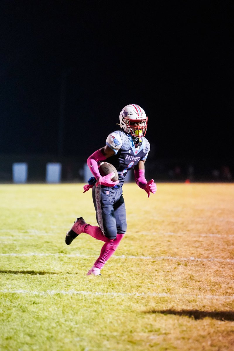 phatt_fields's tweet photo. Keep makin plays 🩸💕🦈
#humblebeast🎰
#Win5❤️‍🩹 https://t.co/f9TLxpz8Dv
