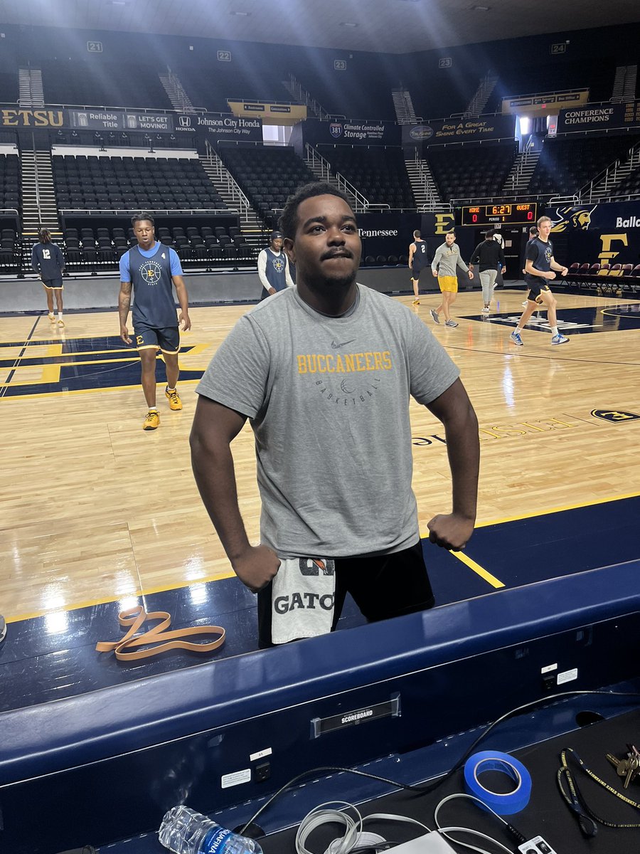 Happy birthday to our guy Corey “Chops” Williams
#shoutoutchops