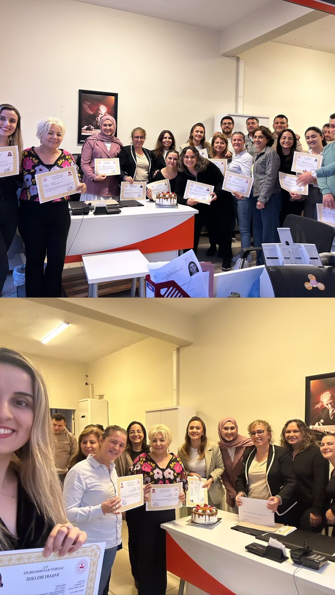 Kadıköy İlçe Nüfus Müdürlüğü personellerine çalışmalarından dolayı Başarı Belgesi vererek onurlandıran Kadıköy Kaymakamımız Sn. <a href="/muhittinpamuk/">Muhittin Pamuk</a> ' a sonsuz teşekkürlerimizi sunarız.

<a href="/kadikoykaymakam/">Kadıköy Kaymakamlığı</a> 
<a href="/istanbulilnufus/">İstanbul İl Nüfus ve Vatandaşlık Müdürlüğü</a>