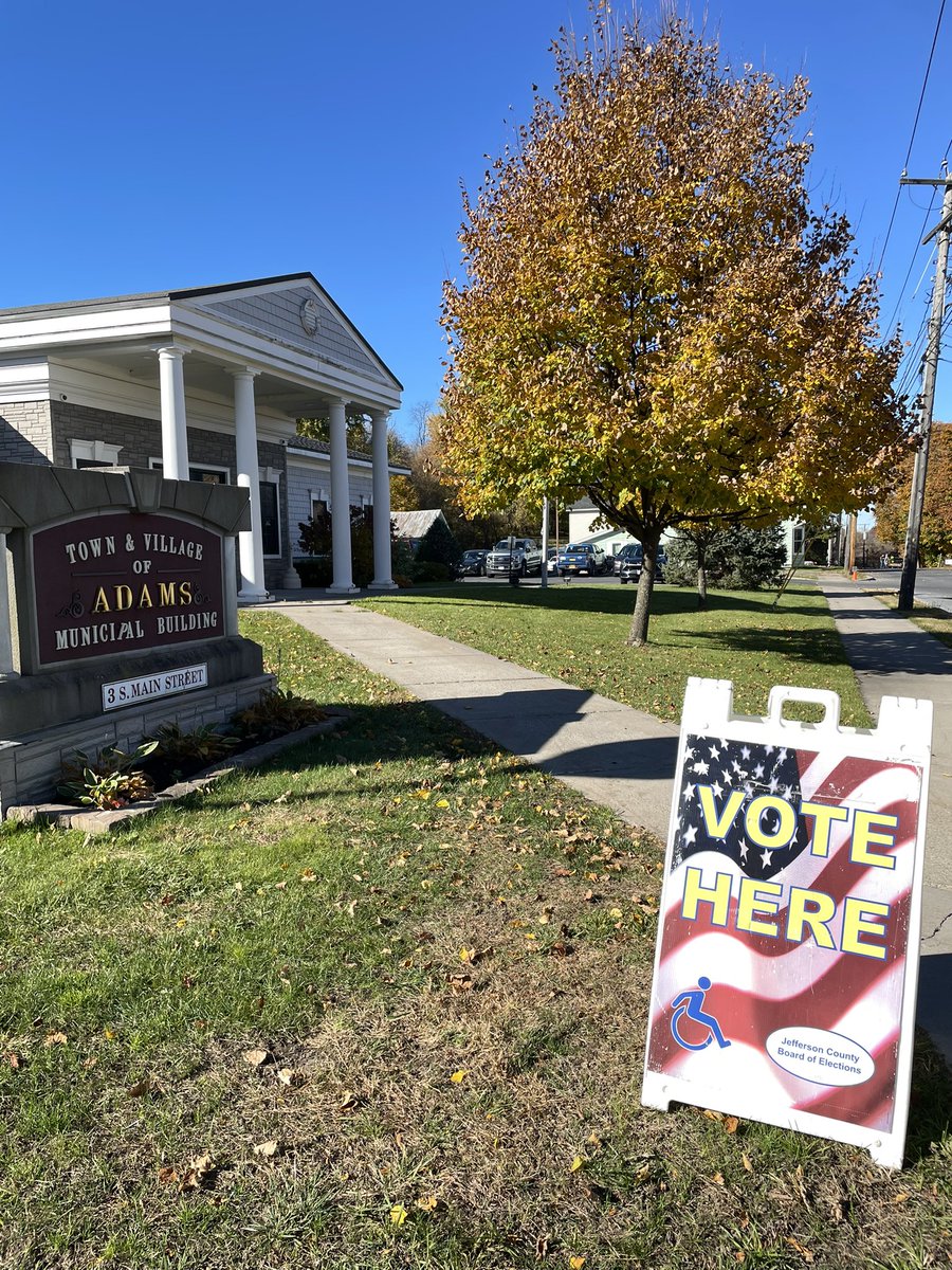 randerichardson's tweet photo. Adams early voting site was busy at 11 a.m. Be an American and VOTE! 🇺🇸 https://t.co/onu5LE6f7R