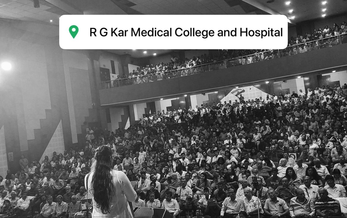DrDatta_AIIMS's tweet photo. 🙏 Bengal has not forgotten. 🙏

🚨A full house gathered at RG Kar Medical College, with many left outside, united in memory and determination. 

🙏Her spirit lives on as we continue the fight for justice! 

#JusticeForAbhaya #JusticeForRGKar https://t.co/p43F9JJLDa