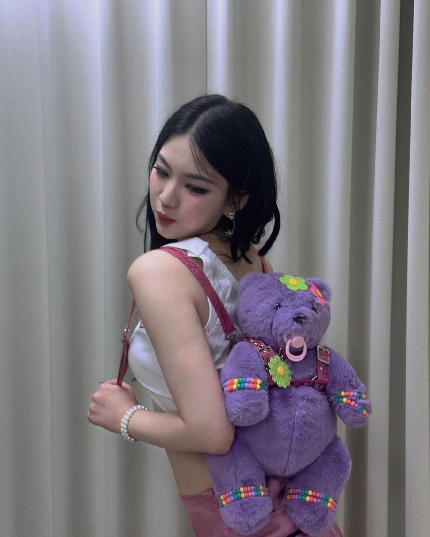 selfolssi ♤ tweet media