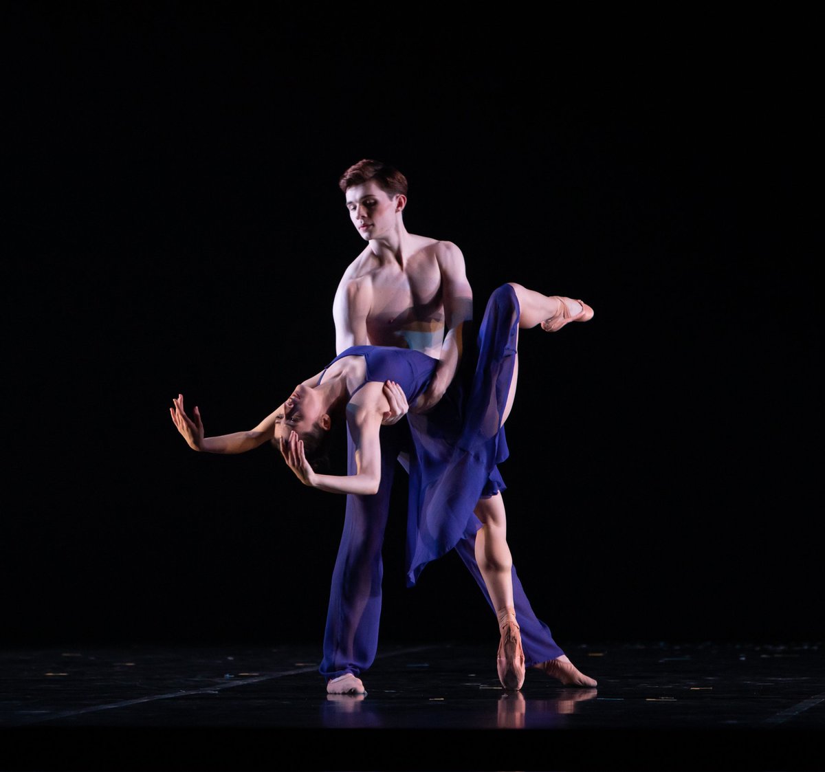 Today we're wishing a very Happy Birthday to company dancer Leighton Taylor! 🎁🎉 

📷 Anne Marie Bloodgood