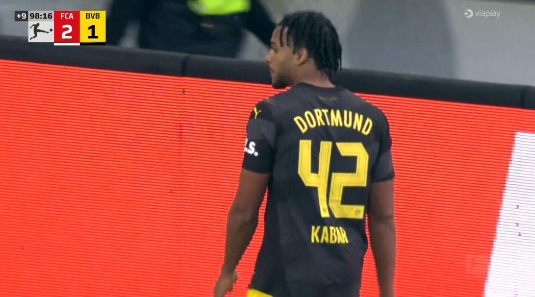 Die besten Debüts der Dortmunder in Spielen gegen <a href="/FCAugsburg/">FC Augsburg</a> sind vorbei. Eine ganze Ära ist zu Ende gegangen.

Pierre-Emerick Aubameyang⚽⚽⚽
Erling Haaland ⚽⚽⚽
Almugera Kabar 🟡+🟡=🔴

#FCABVB