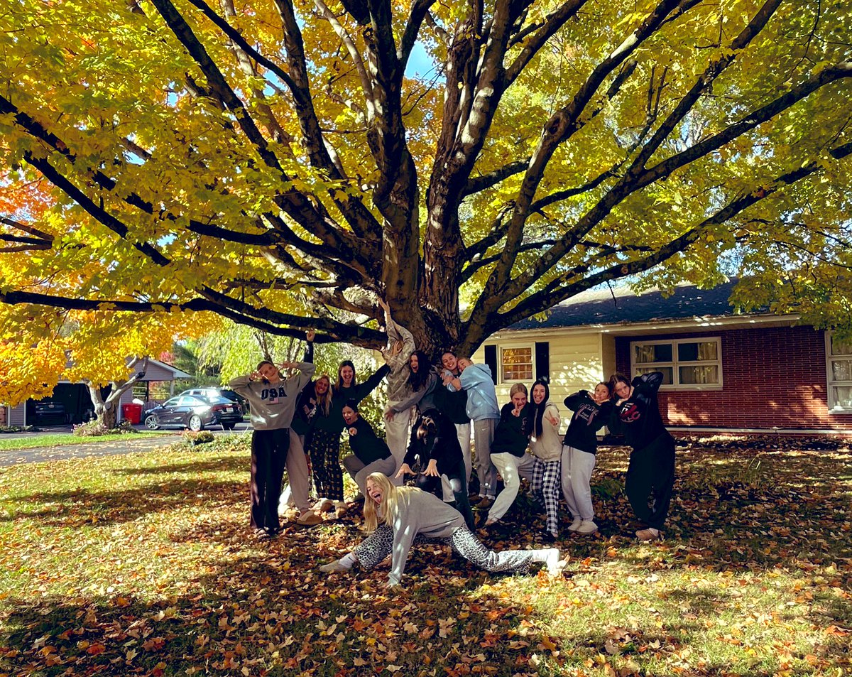 Circleville VBall (@chstigervball) on Twitter photo Fed and fueled & ready for some volleyball β€οΈπ€
#starttogetherfinishtogether
<a href="/Athletics_CV/">Circleville Athletics</a> Fed and fueled & ready for some volleyball β€οΈπ€
#starttogetherfinishtogether
<a href="/Athletics_CV/">Circleville Athletics</a>