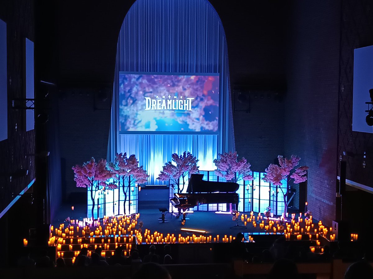 LuanaAnge2's tweet photo. Today I am at one of the Dreamlight concerts in Germany. 
I'm so Happy to hear all the Anime music 😍😍 https://t.co/tfpNWzdMTZ