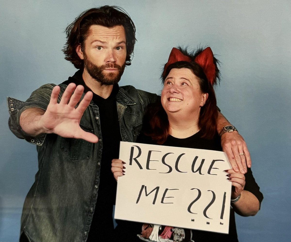 Please rescue the kitten Camden, I mean Jared 😂