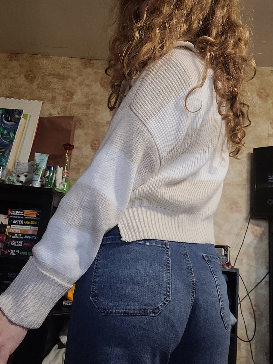 Melsnotanegg's tweet photo. I just need one second to make sure I look good. Do you think I look good?
#fem #trans #booty #transfem #transgirl #NSFW #femboy https://t.co/jCnGHoUvm8