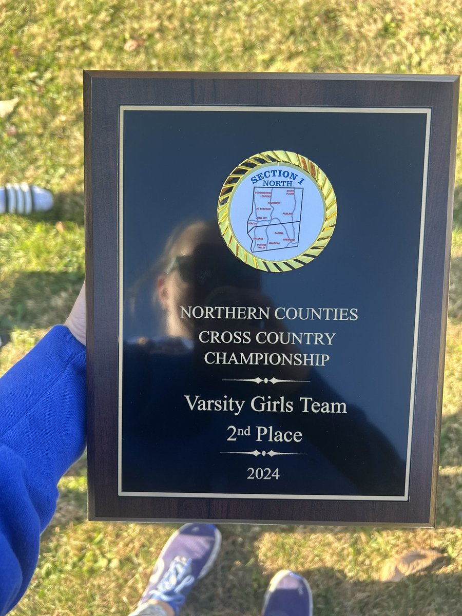 Mahopac XC tweet media