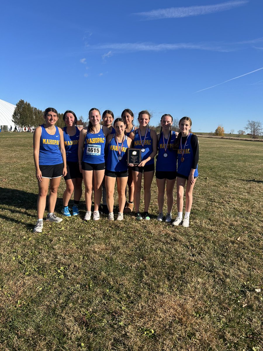 Mahopac XC tweet media