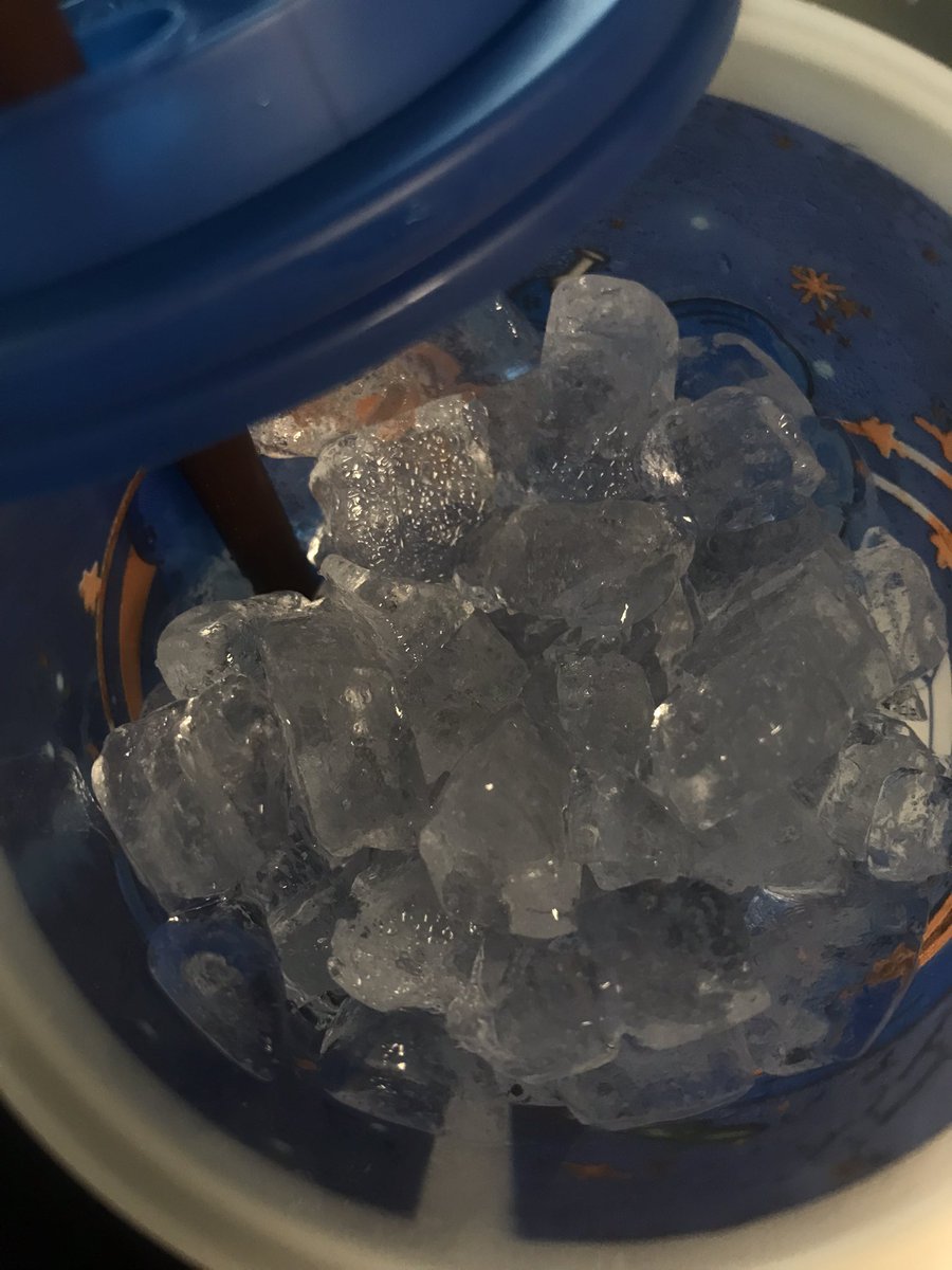 2 (@tzeaq) on Twitter photo 