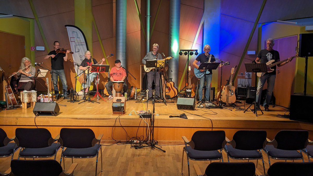 4jochen's tweet photo. Soundcheck Heardland-Travelers https://t.co/HPowevBSkC