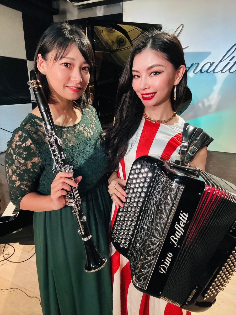 clarinet_yuim's tweet photo. 【Modifica LIVE🇮🇹】
ご来場ありがとうございました😍
今回は秋の季語🍂月🌕
そしてめめちゃん作曲のオリジナル曲でお届けしました🎵
アンケート取ったらオリジナルが一番人気で嬉しすぎる🥺
次回Modificaは、1/29(水)19:30〜
赤坂トナリテに決定しました🙋♀️
是非空けておいてね📅
#modifica https://t.co/k10dJwBEuk
