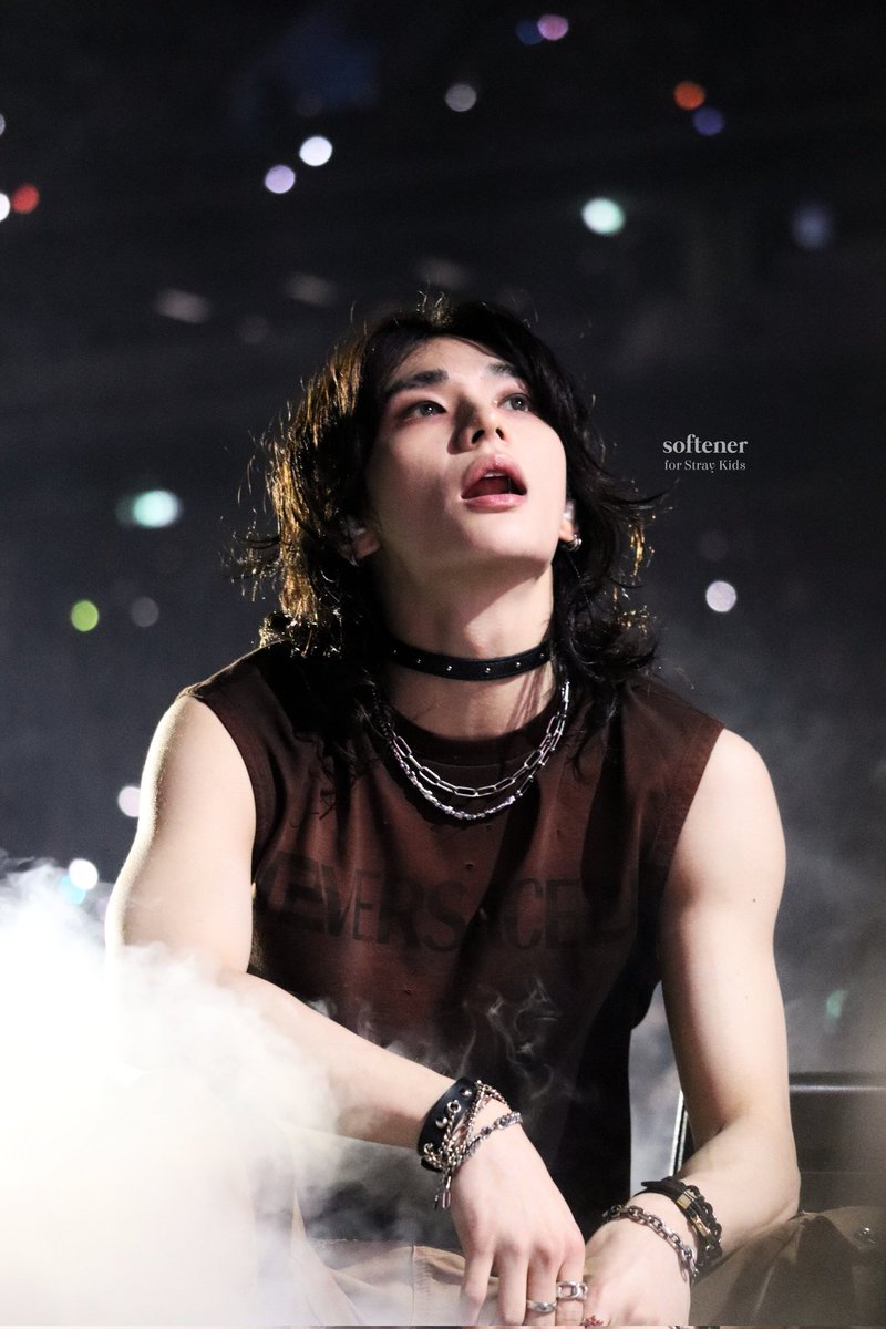 softener0325's tweet photo. 241026 Sydney HD

beautiful inside and out. 
#Hyunjin #현진 
#StrayKids #스트레이키즈
#dominATE_SYDNEY #dominATE_AUSTRALIA https://t.co/54qmHLhNRc