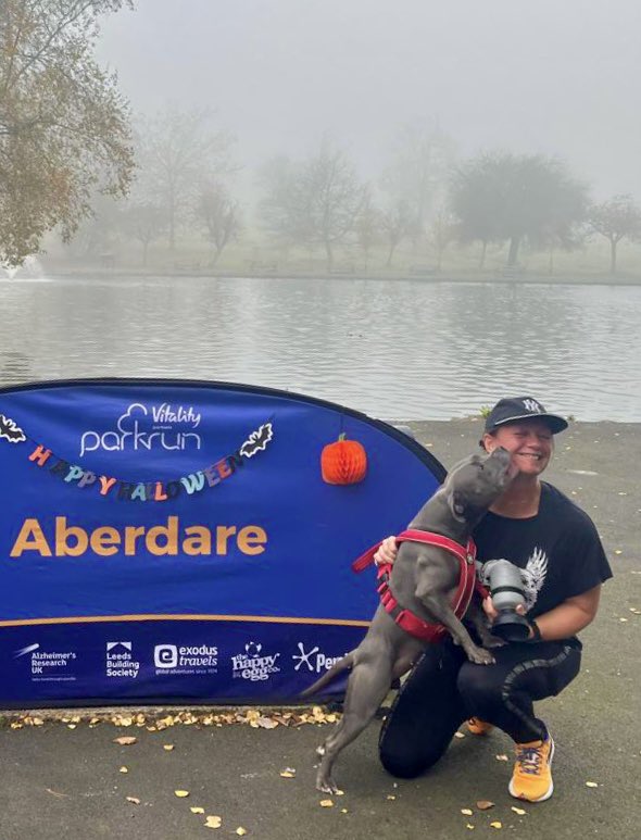 IsaMary2021's tweet photo. Itโs was a spooky scary #Halloween #parkrun at #Aberdareparkrun this morning. ๐ป๐๐โค๏ธ #IsaMary #parkrundogs https://t.co/2ctSGYNA52