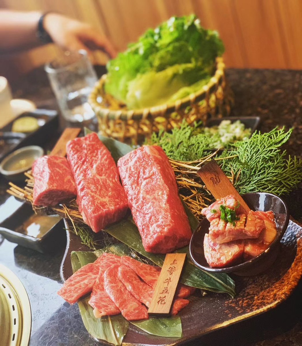 🐷 LU👀 tweet media