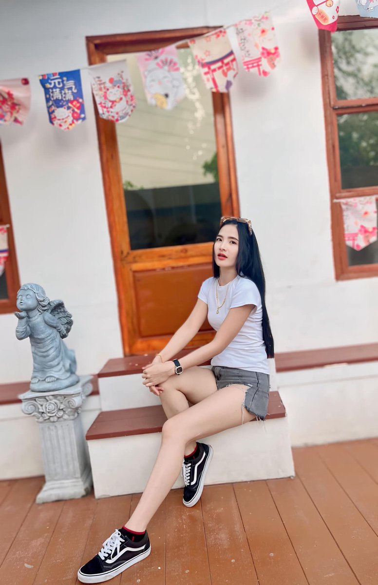 SumaliSi65099's tweet photo. ส่องกระจกแล้วท้องร้อง เพราะยิ่งมองยิ่งน่าอร่อย #ก้าวไกล #เลือกตั้งสหรัฐ2024 #อิงฟ้ามหาชน  #อิงลอต #พรีเมียร์ลีก #winmetawin https://t.co/Gsq9CQIw4P