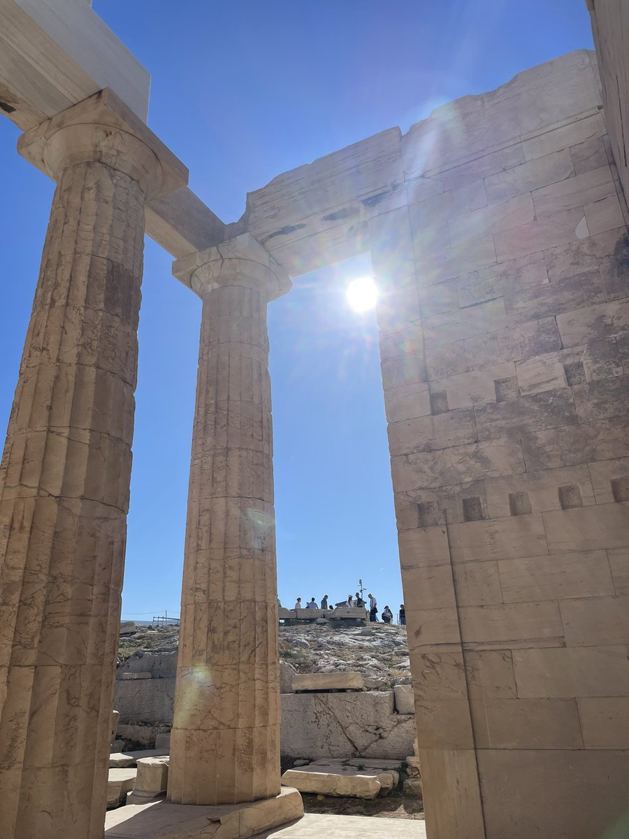 _GBartolini_'s tweet photo. What better than talking about #kubernetes, #PostgreSQL and #CloudNativePG in #Athens? Thanks #PGConfEU https://t.co/3pixgHblUb
