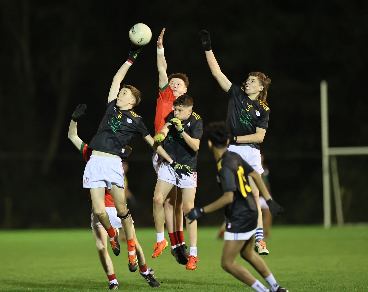 pgahern's tweet photo. My favourite reel of shots from the CENTAL U 16 Carlow football Regional County Championship game last night between Palatine and Carlow Davin. No shortage of commitment! @CarlowGAACoach @Carlow_GAA @Natsport @TheLeftWingBack https://t.co/Iu50otkKnF