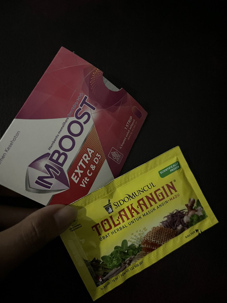 ChipCookies_'s tweet photo. Semangat mempertahankan sehat di kala anggota lab udah pada tumbang 🥵🥲 https://t.co/pGOnNTDa8E