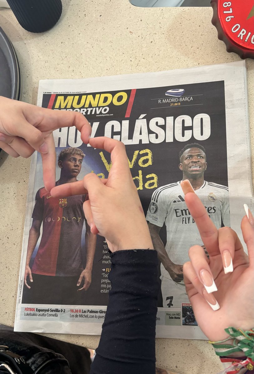 thaiisbuenoo_'s tweet photo. dia d partit 🥰💙❤️ @masha0490 https://t.co/OpqUpokRqK