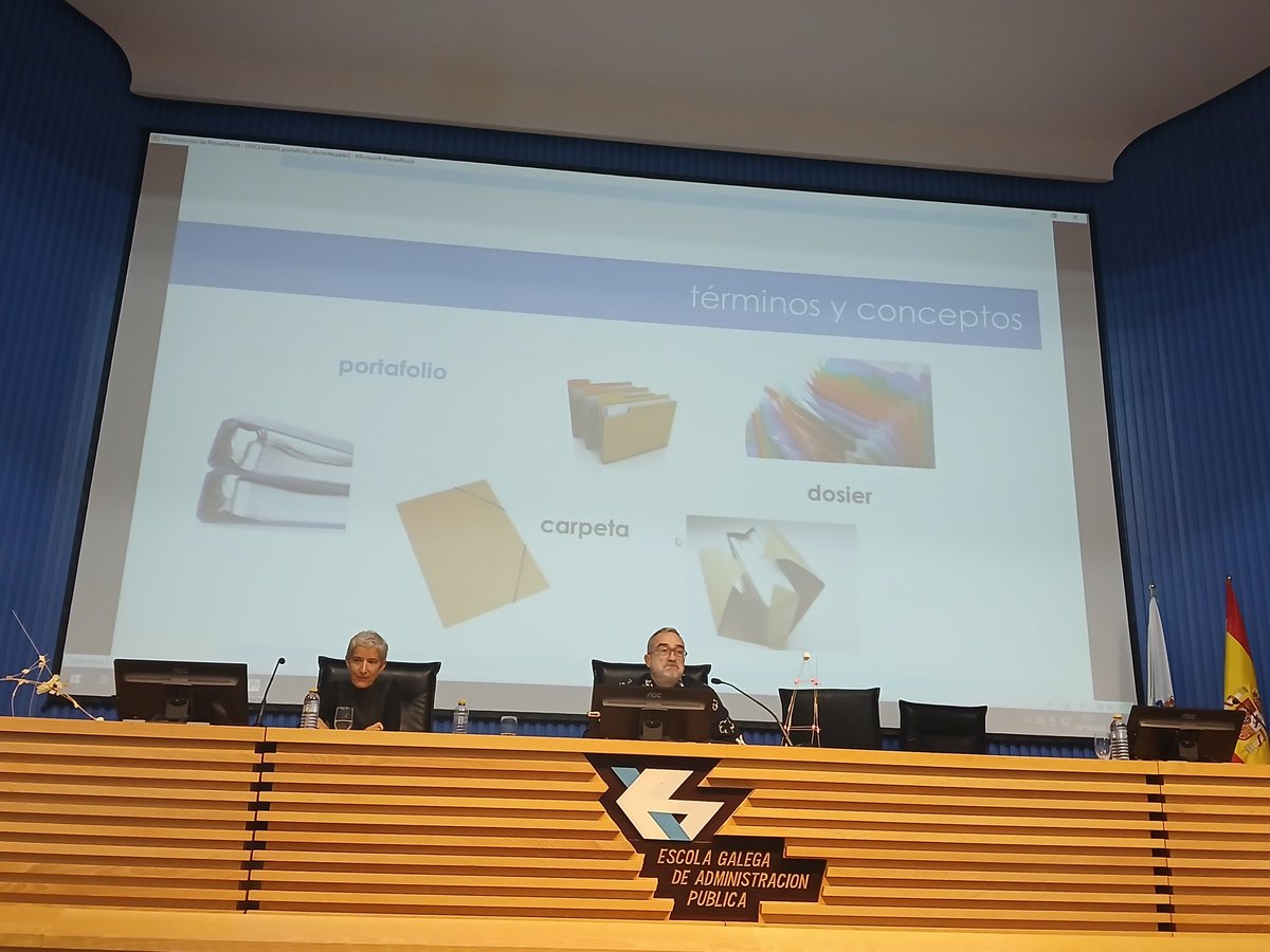 alicedegalice's tweet image. Iniciamos o proxecto #CAFI_incluIDAS hoxe na #EGAP con @vicenele e @JoanTomas coa presentación do portafolios.

C/C @sepiegob