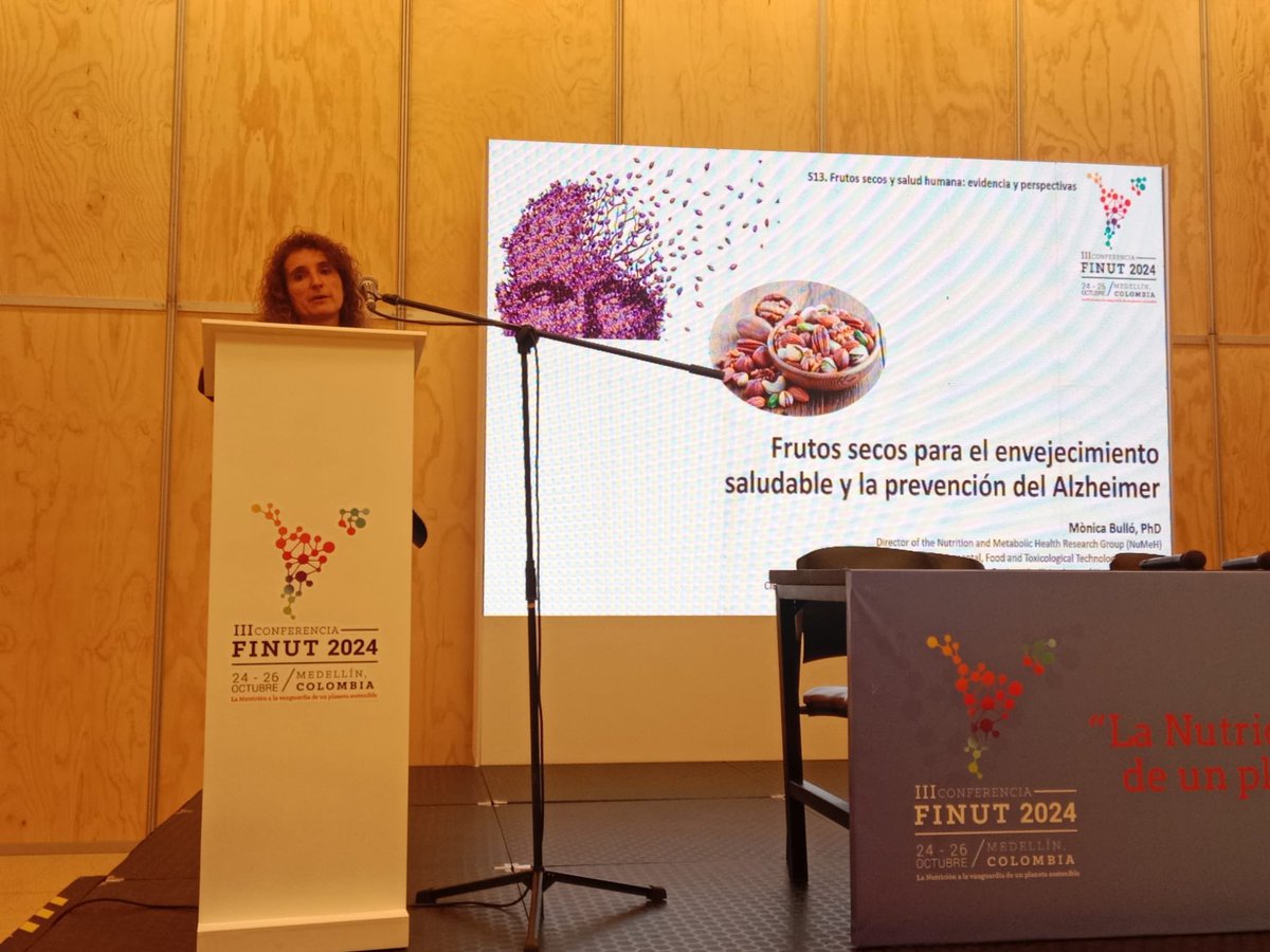 Esta semana nuestra IP <a href="/MonicaBullo/">Mònica Bulló</a> ha viajado a Medellín para participar en la III Conferencia #FINUT2024 y compartir el consumo de frutos secos puede contribuir en el envejecimiento saludable y la prevención del Alzheimer🧠
<a href="/FinutOrg/">Fundación Iberoamericana de Nutrición</a> 
<a href="/cienciaURV/">ComCiència URV</a> 
<a href="/URVmedicina/">Facultat de Medicina i Ciències de la Salut</a> 
<a href="/bioquimicaURV/">Bioquímica URV</a>