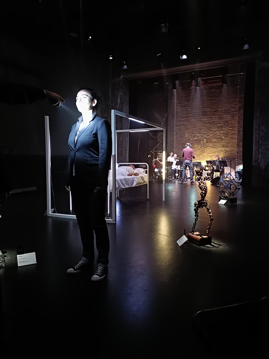 CrossingLines tweet media