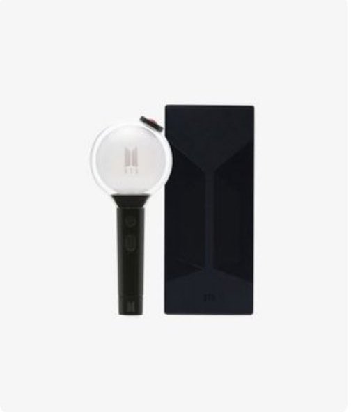 YMagicShop_PH's tweet image. Anyone interested to buy MOTS SE Lightstick? Onhand and can do installment. I have 3 😊 Nagdidispose lang ng mga naiwan last year hehe 😊