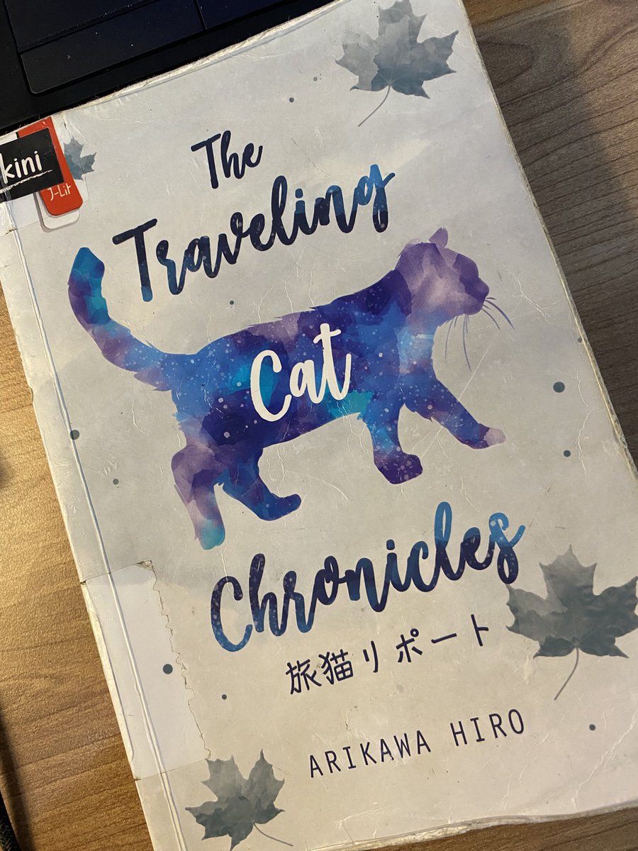 pruciaa's tweet photo. Apakah ini masuk #OcToBeRead krn udah mau November
°❀⋆.ೃ࿔*:・ The Travelling Cat Chronicles
°❀⋆.ೃ࿔*:・ Hiro Arikawa
°❀⋆.ೃ࿔*:・ 363 halaman https://t.co/lPeCzvOAbS