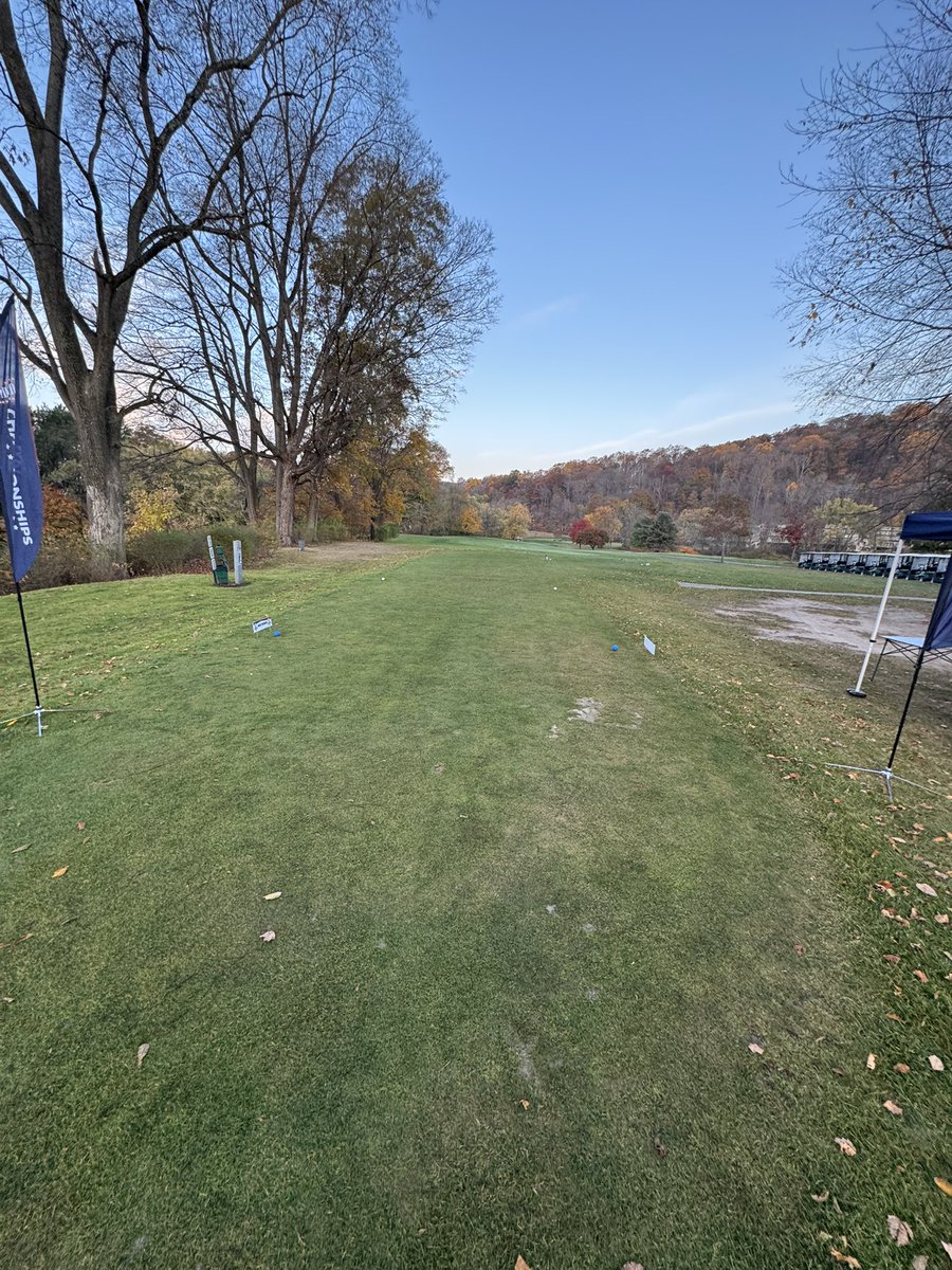 LandmarkConf's tweet photo. Beautiful morning for some #LandmarkGOLF
Make sure to following along the Mens and women’s Fall Preview here
Live: https://t.co/AHRkM7d0og https://t.co/blWeF2RBAD