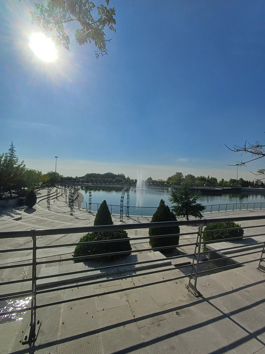 İran Sanat Bahçesi.

Tahran/İran