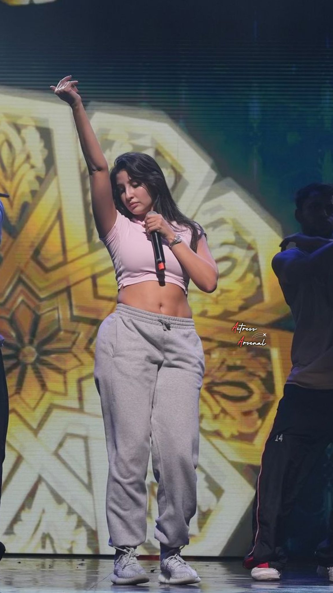 Ga0GSAGboAAvpJV?format=jpg&name=large