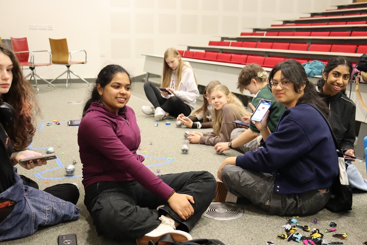 TeenTurn tweet media