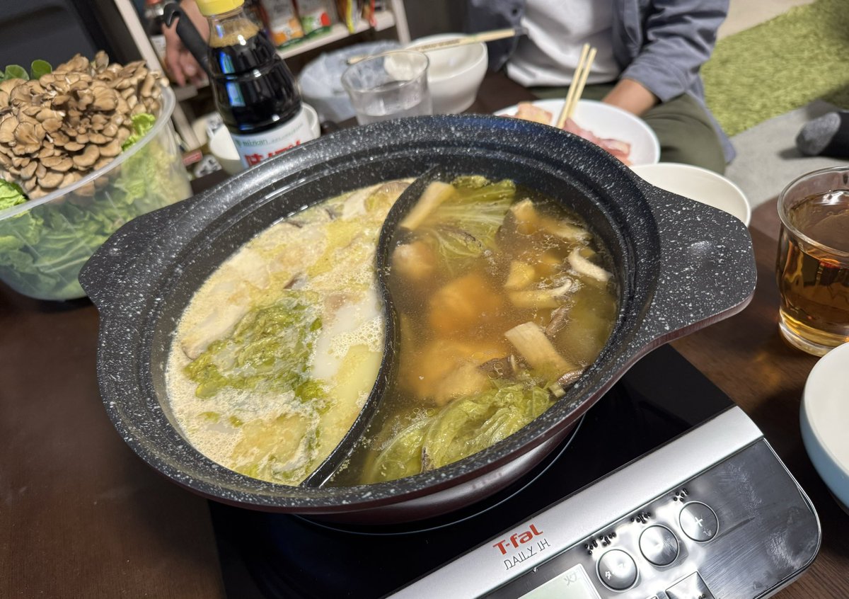 reo_raichi's tweet image. 今日も一日お疲れ様っす(`･ω･´)ゞ
晩飯ｲﾀﾀﾞｷ━(人˙꒳​˙  )━ﾏｽｯ

#鍋パ
@K74599583 
@bane43780332 
@Taka62Rick