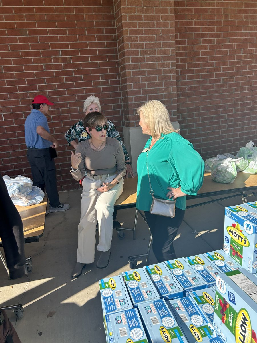 North Springs Community School @The Link (@nshsthelink) on Twitter photo Spartan Wellness: We support the Sandy Springs Community! Thanks for making our Wellness Day a success! <a href="/FCS_NSHS_Princ/">Scott Hanson</a> <a href="/NorthSpringsHS/">North Springs High School Official Account</a> <a href="/FultonCoSchools/">FultonCountySchools</a> <a href="/MelodyKelleyPhD/">Melody Kelley, PhD</a> <a href="/SandySpringsGA/">City of Sandy Springs, GA</a> Spartan Wellness: We support the Sandy Springs Community! Thanks for making our Wellness Day a success! <a href="/FCS_NSHS_Princ/">Scott Hanson</a> <a href="/NorthSpringsHS/">North Springs High School Official Account</a> <a href="/FultonCoSchools/">FultonCountySchools</a> <a href="/MelodyKelleyPhD/">Melody Kelley, PhD</a> <a href="/SandySpringsGA/">City of Sandy Springs, GA</a>