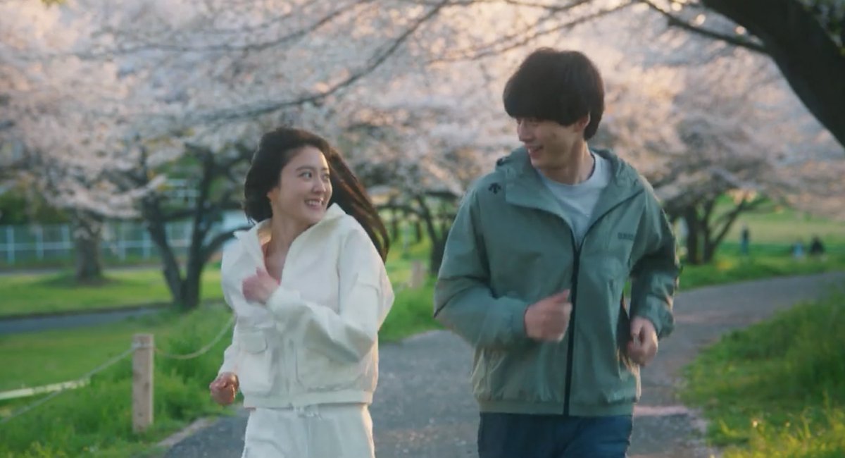 belemondramatic's tweet photo. after years, denials, heartbroken, longing both of them smile again. finally hong found her smile again. hong jungo be happy you two 😭 

#WhatComesAfterLove https://t.co/wQA3ik2yad