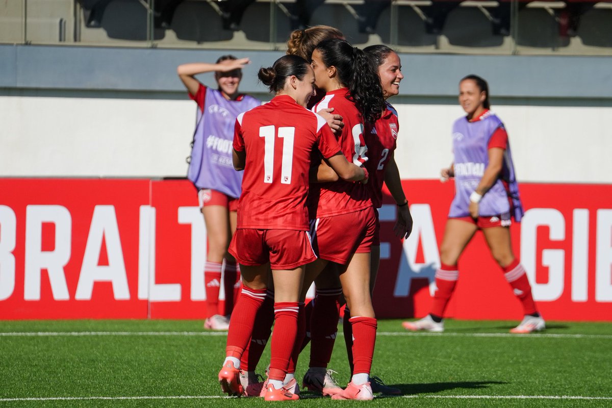 Cádiz CF Femenino (@cadiz_cffem) on Twitter photo 🇬🇮 <a href="/TiffanyViagas/">Tiffany Viagas</a> y Naomi han jugado un nuevo amistoso con <a href="/GibraltarFA/">Gibraltar FA</a> para seguir preparando la #NationsLeague
⚽️ Titularidad + gol de Tiffany
👏 Asistencia de Naomi
¡Enhorabuena! 😍 🇬🇮 <a href="/TiffanyViagas/">Tiffany Viagas</a> y Naomi han jugado un nuevo amistoso con <a href="/GibraltarFA/">Gibraltar FA</a> para seguir preparando la #NationsLeague
⚽️ Titularidad + gol de Tiffany
👏 Asistencia de Naomi
¡Enhorabuena! 😍