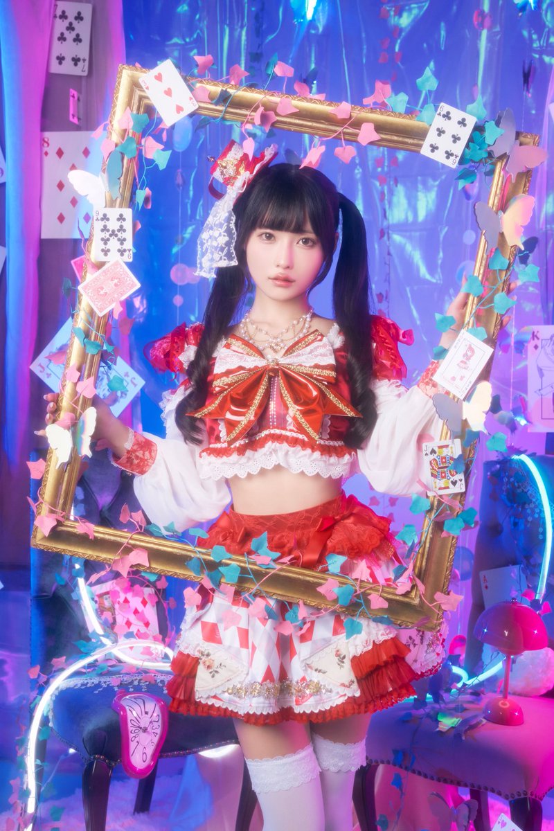 美、、、ᐡ o̴̶̷̤‿o̴̶̷̤ ᐡ