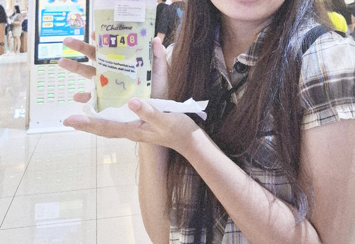 plumfairy_'s tweet photo. fortune cookie ^._.^∫ https://t.co/1fEaJ63Sb3