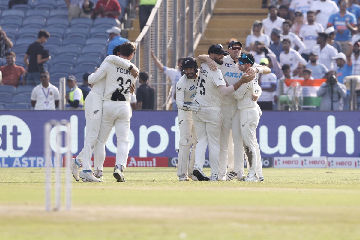 BLACKCAPS's tweet photo. Moments in Pune! 📸

#INDvNZ #CricketNation https://t.co/glKvto4h22