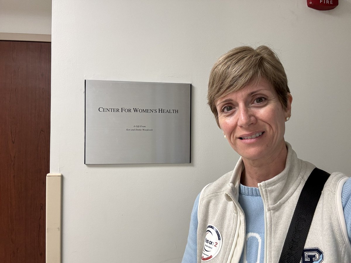 CortneyNic's tweet photo. While @universityofri homecoming starts in a bit, but prioritizing my health first today. Mammogram ✅ - TY @schealthri for the Saturday hours and the great care! https://t.co/jg5RuON9Kt
