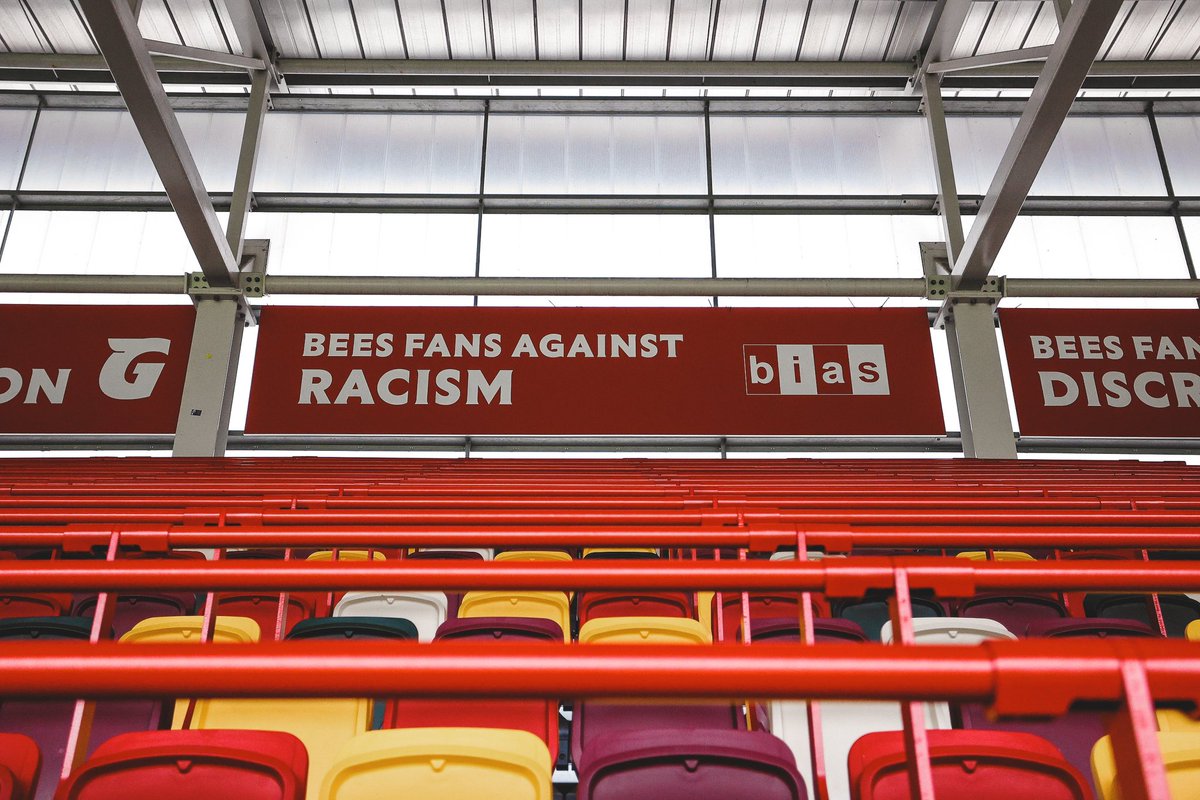 BrentfordFC's tweet photo. 🏡❤️ https://t.co/blxr7u9BkB